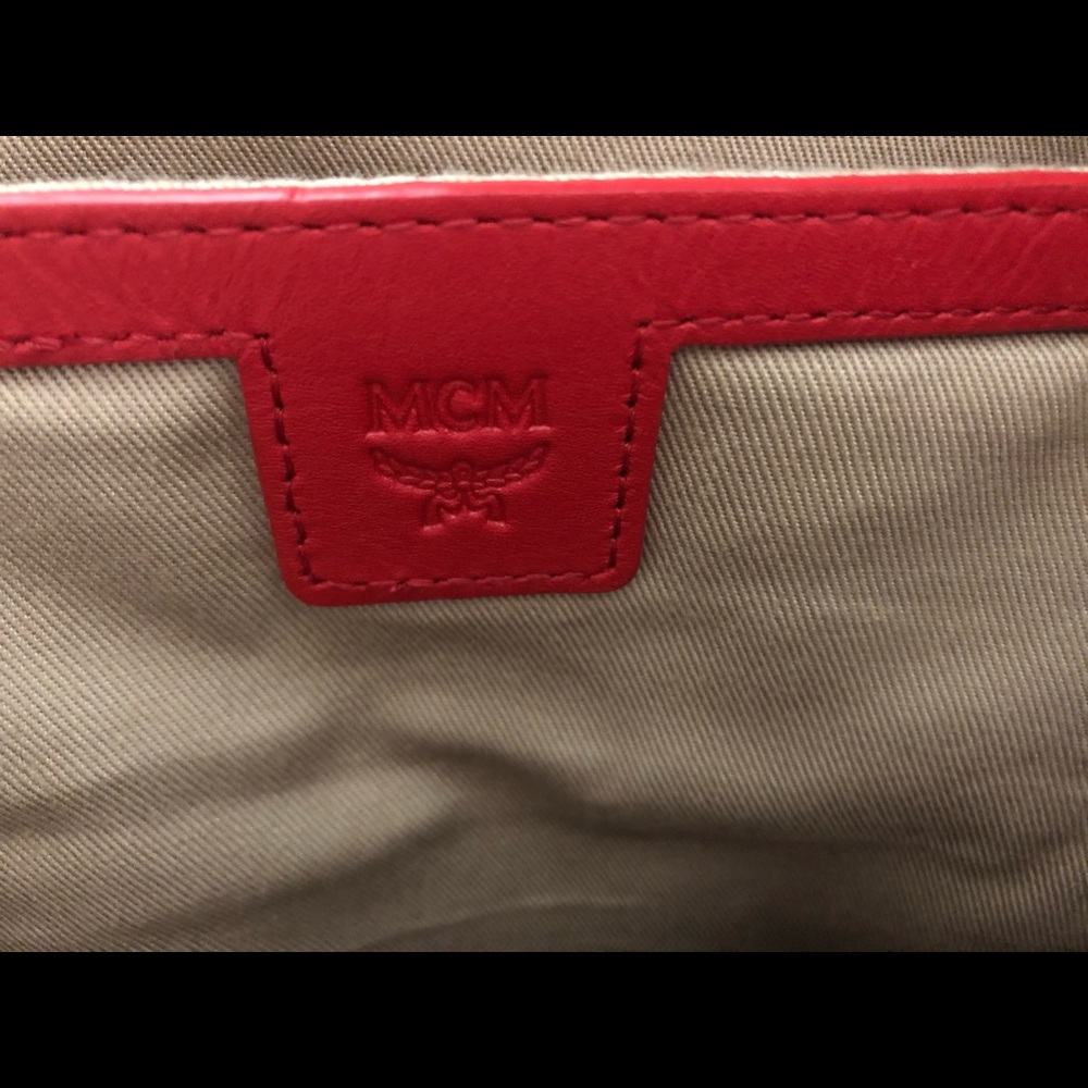 Large Authentic Mcm Back Pack In Perfect Condition - image 4